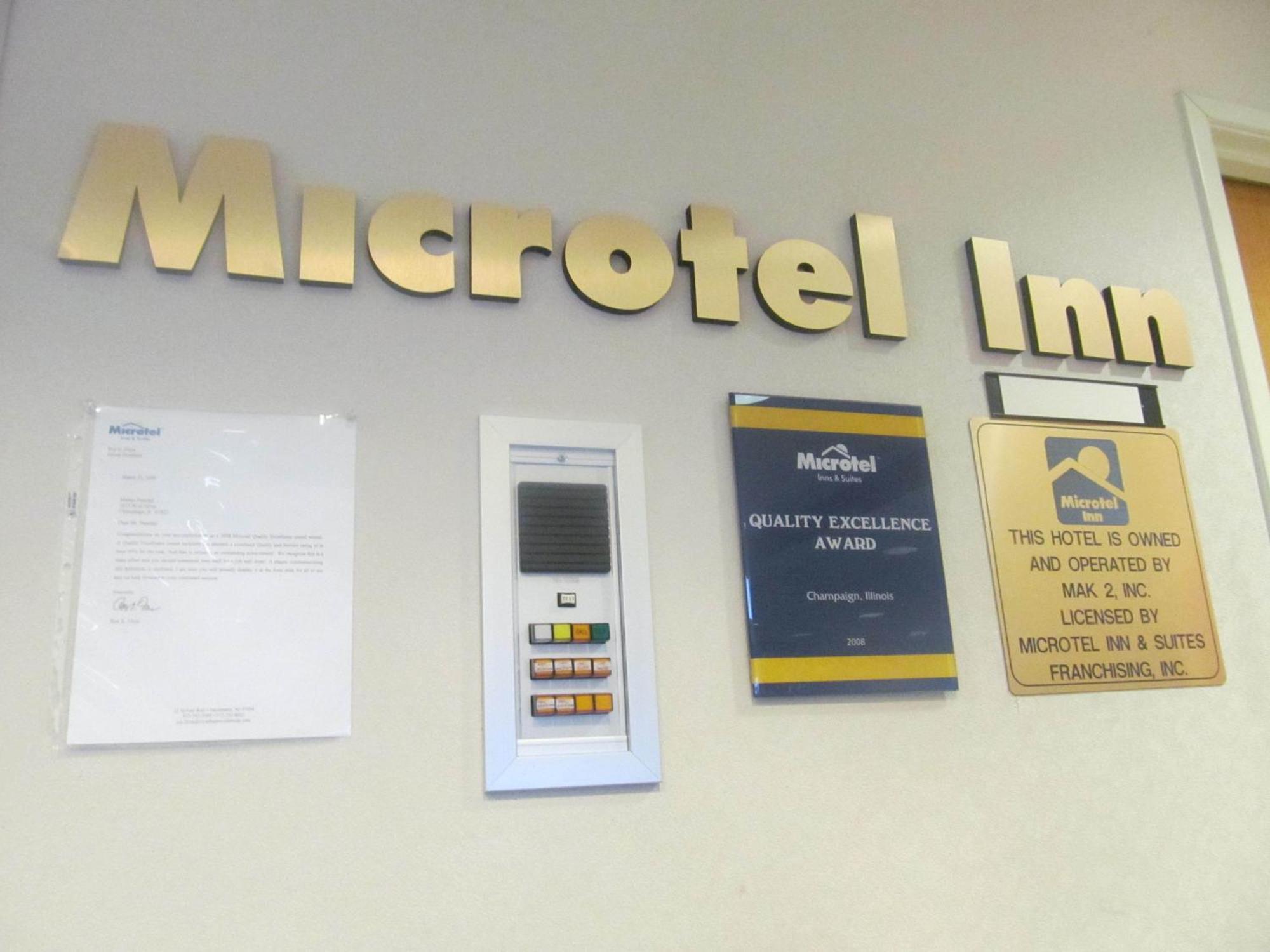 Microtel Inn By Wyndham Champaign Exterior foto